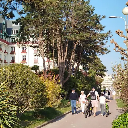 House 190 M2 - 3 Bedrooms, 2 Bathrooms Βίλα La Baule