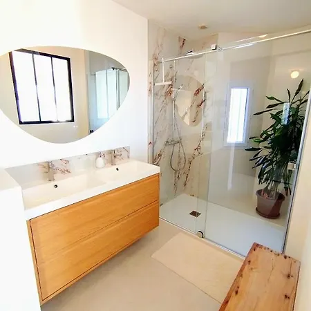 House 190 M2 - 3 Bedrooms, 2 Bathrooms Βίλα *
