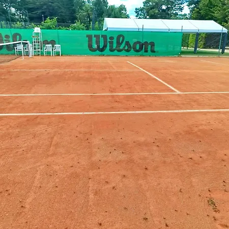 House 190 M2 - 3 Bedrooms, 2 Bathrooms